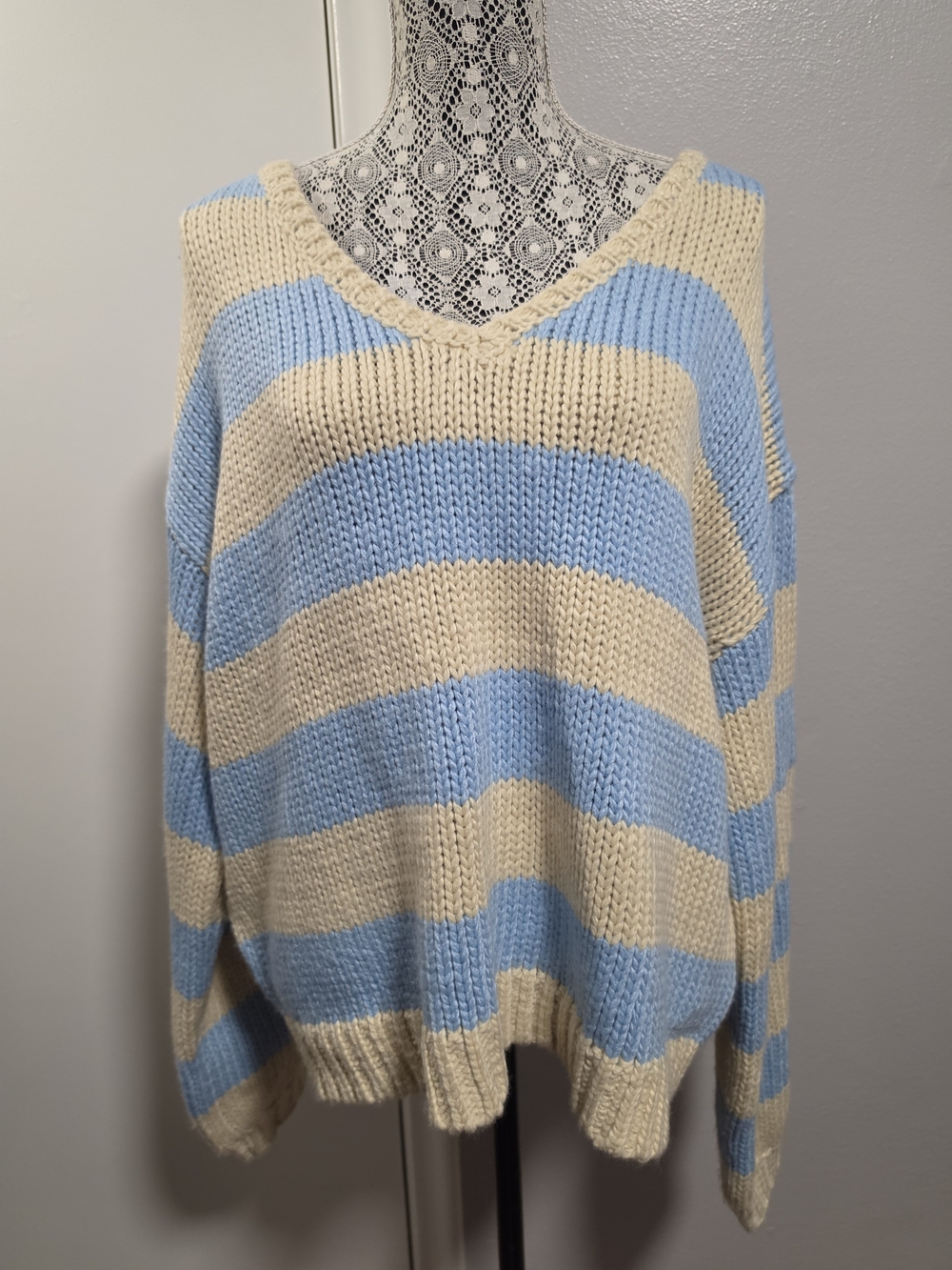 Edikted Copenhagen Oversized Striped Sweater Blue Cream Small